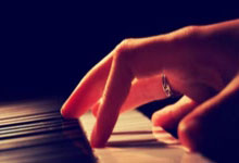 海星体育：命悬一线！AC米兰最快48小时解雇孔塞桑！钦点德甲“探花射手”.